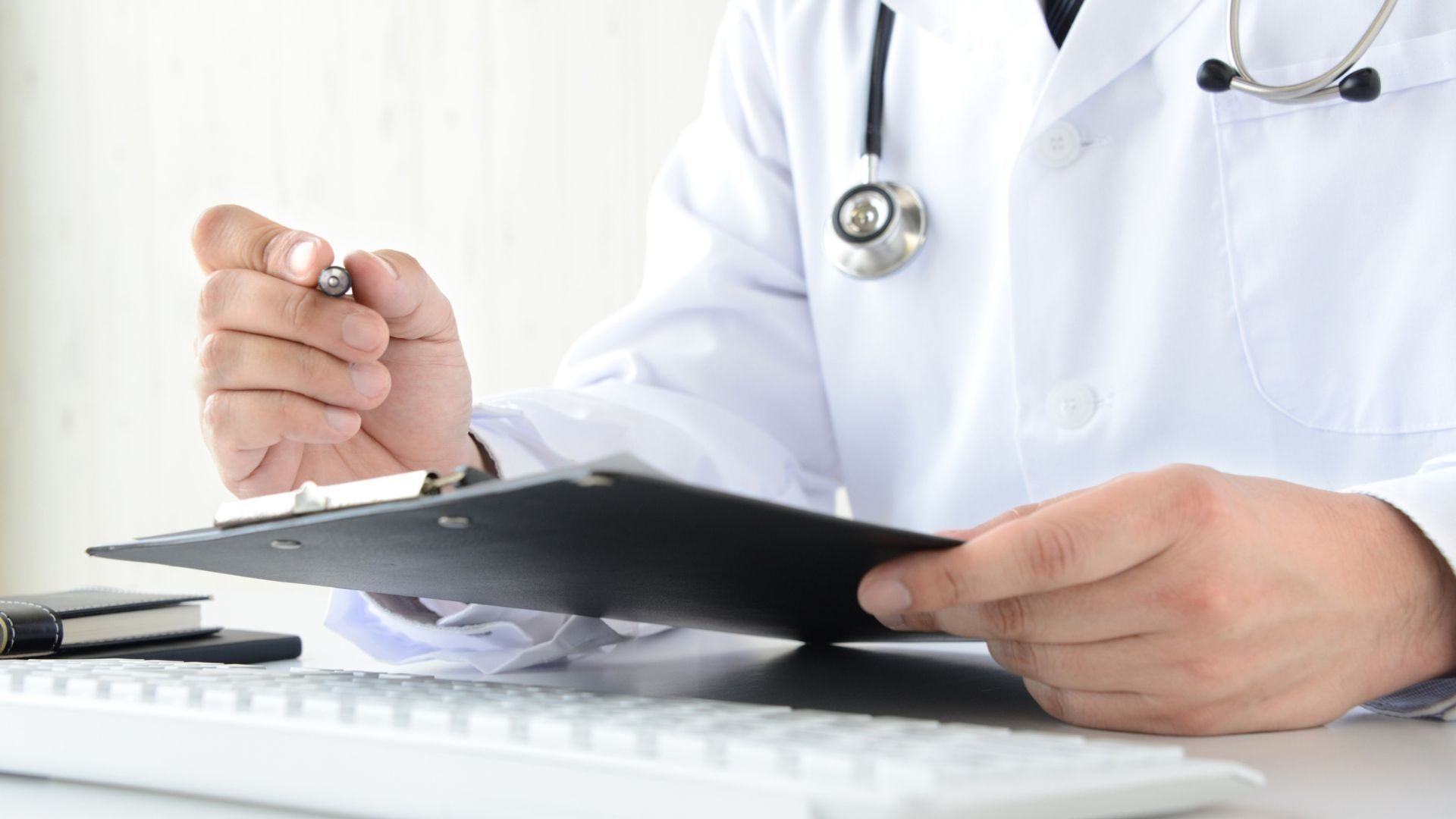 How Patient Profit Guides Patients from Joint Pain to Your Regenerative Clinic