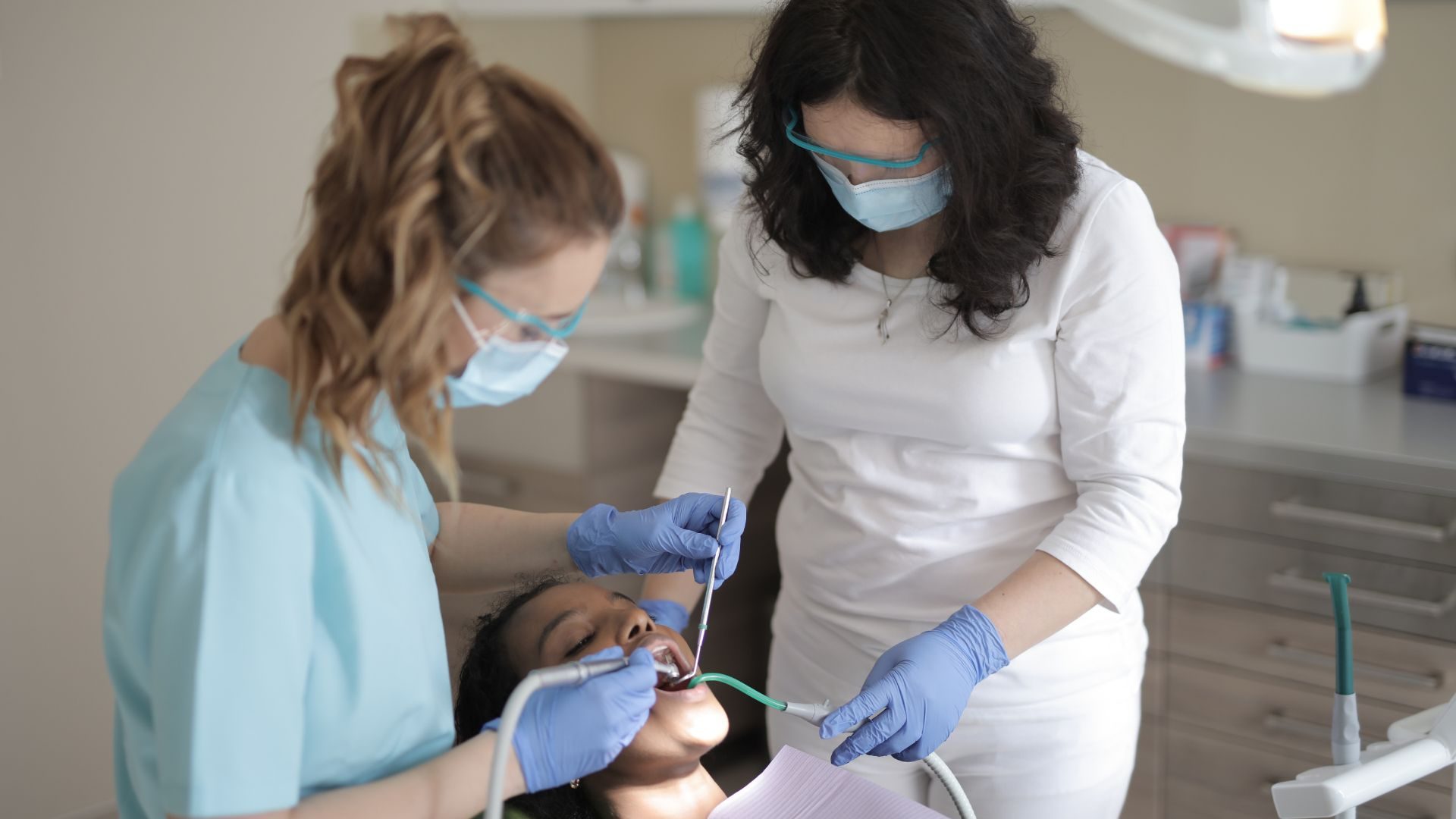 The Importance of HIPAA-Compliance in Social Media Campaigns for Dentists